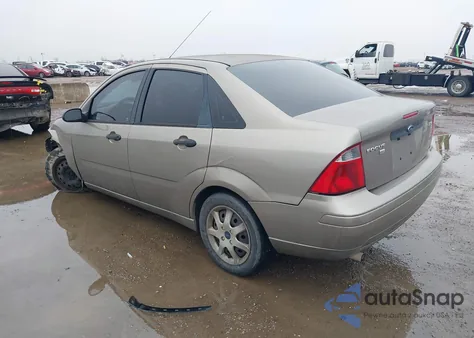 2005 Ford Focus Zx4 из США, поврежденный, VIN 1FAFP34N45W186472